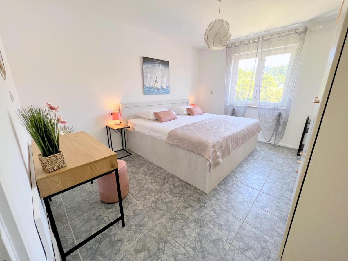 ראב Rab City Apartment Greeny מראה חיצוני תמונה